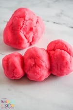 Easy Homemade Playdough Recipe with Cream of Tartar